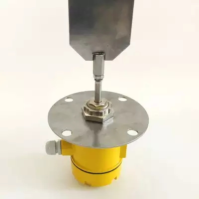 SR2-30F-750-1200堵料檢測(cè)儀工作溫度、SR5-10SAA-200阻旋料位控制器廠家